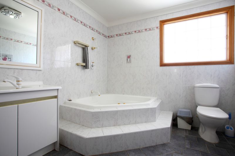 Top Bathtub Installation Companies in Canal Winchester, OH